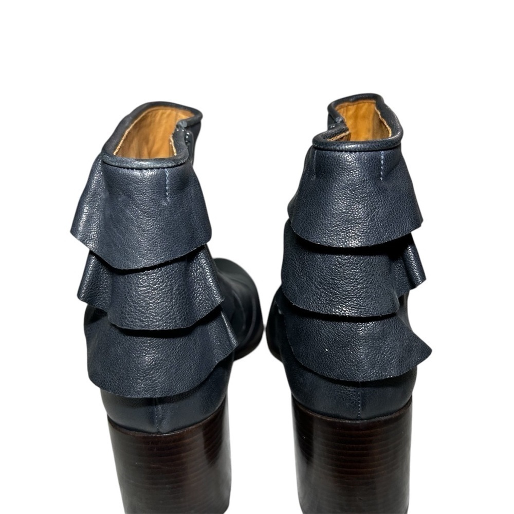 Chie Miata Black Leather Bootie Ruffle Back Size 41 (10 US) - Picture 2 of 8